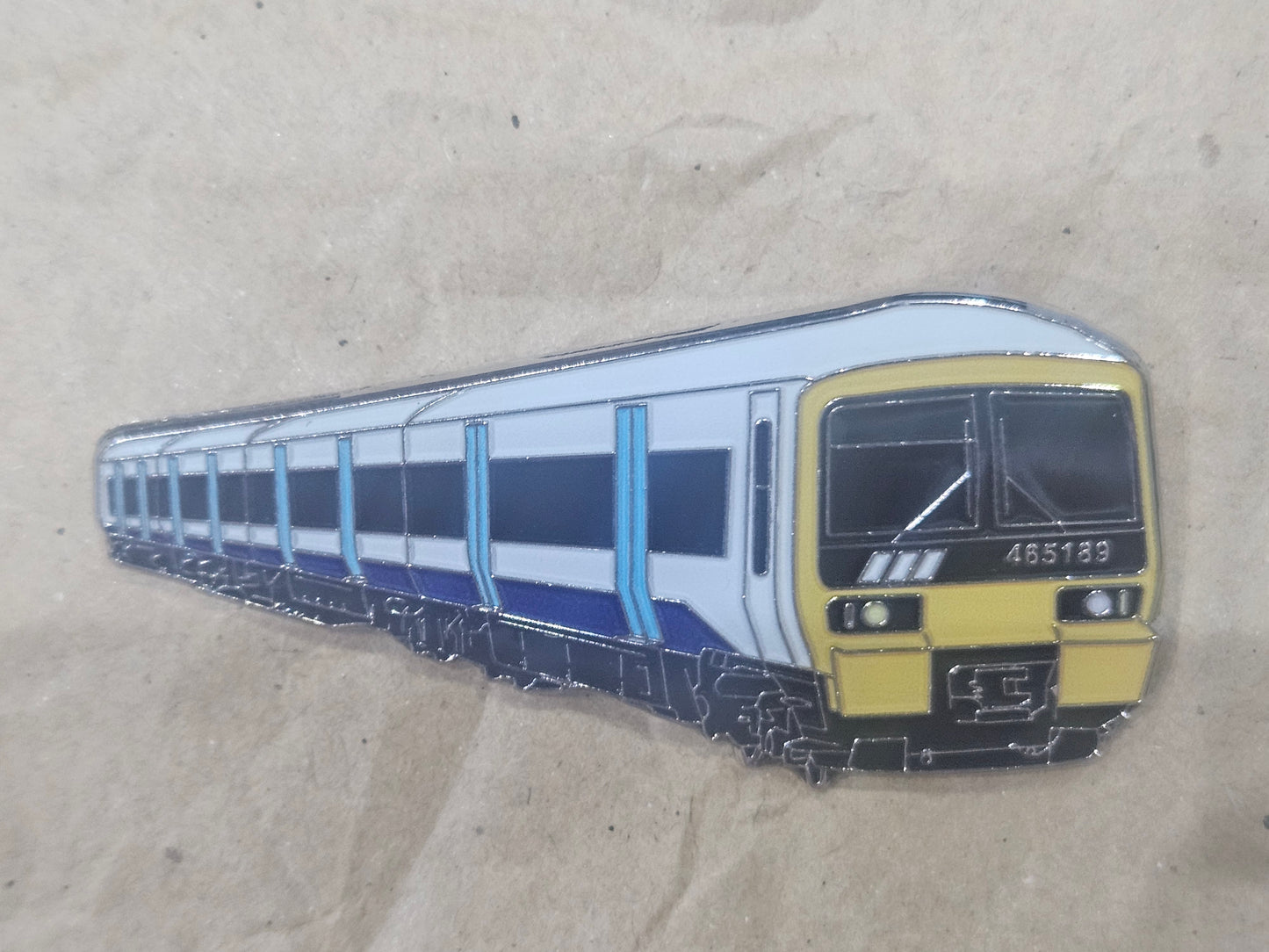 Southeastern Class 465 Networker Enamel Brooch Pin Badge
