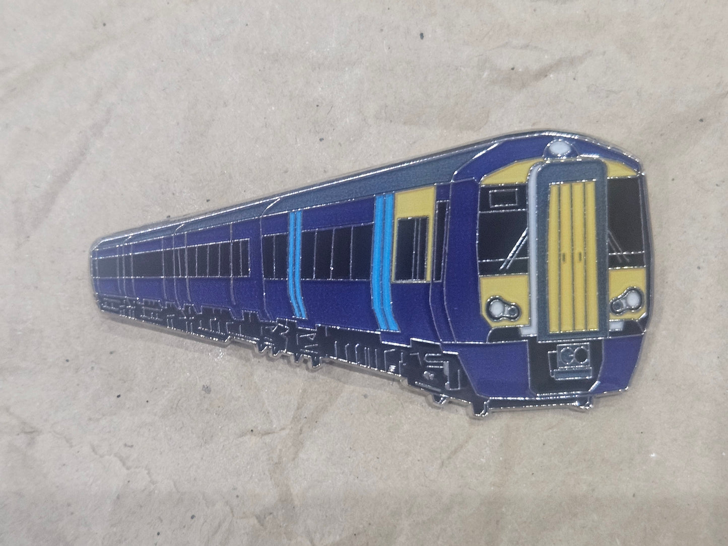 Southeastern Class 377 Enamel Brooch Pin Badge