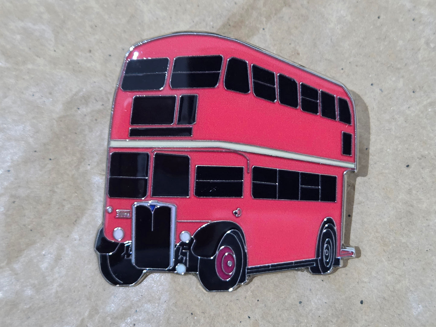 London Transport RT Enamel Brooch Pin Badge