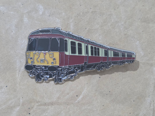 SPT Carnie / Cream Class 303 Enamel Brooch Pin Badge