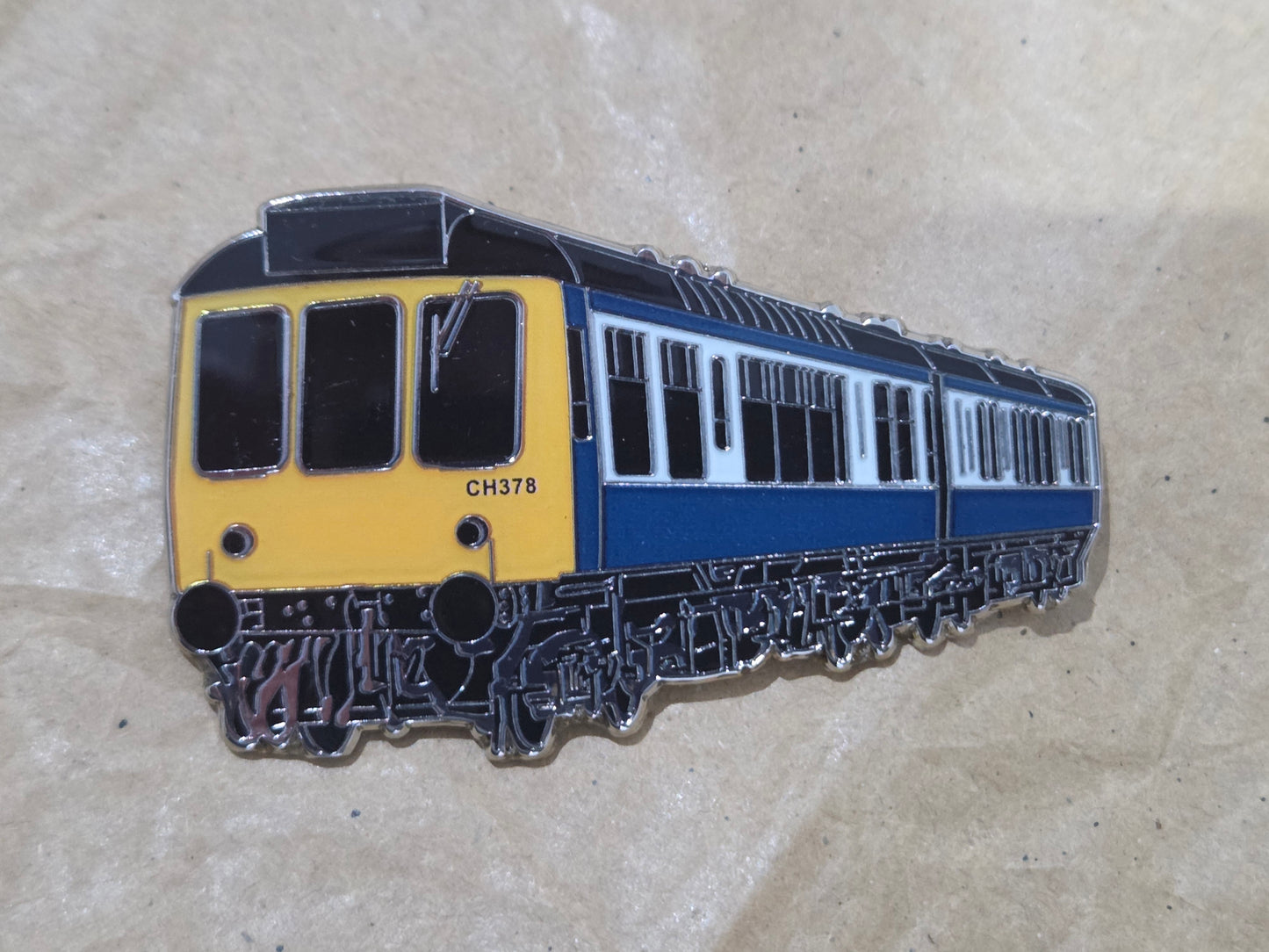 BR Blue / Grey Class 108 Enamel Brooch Pin Badge