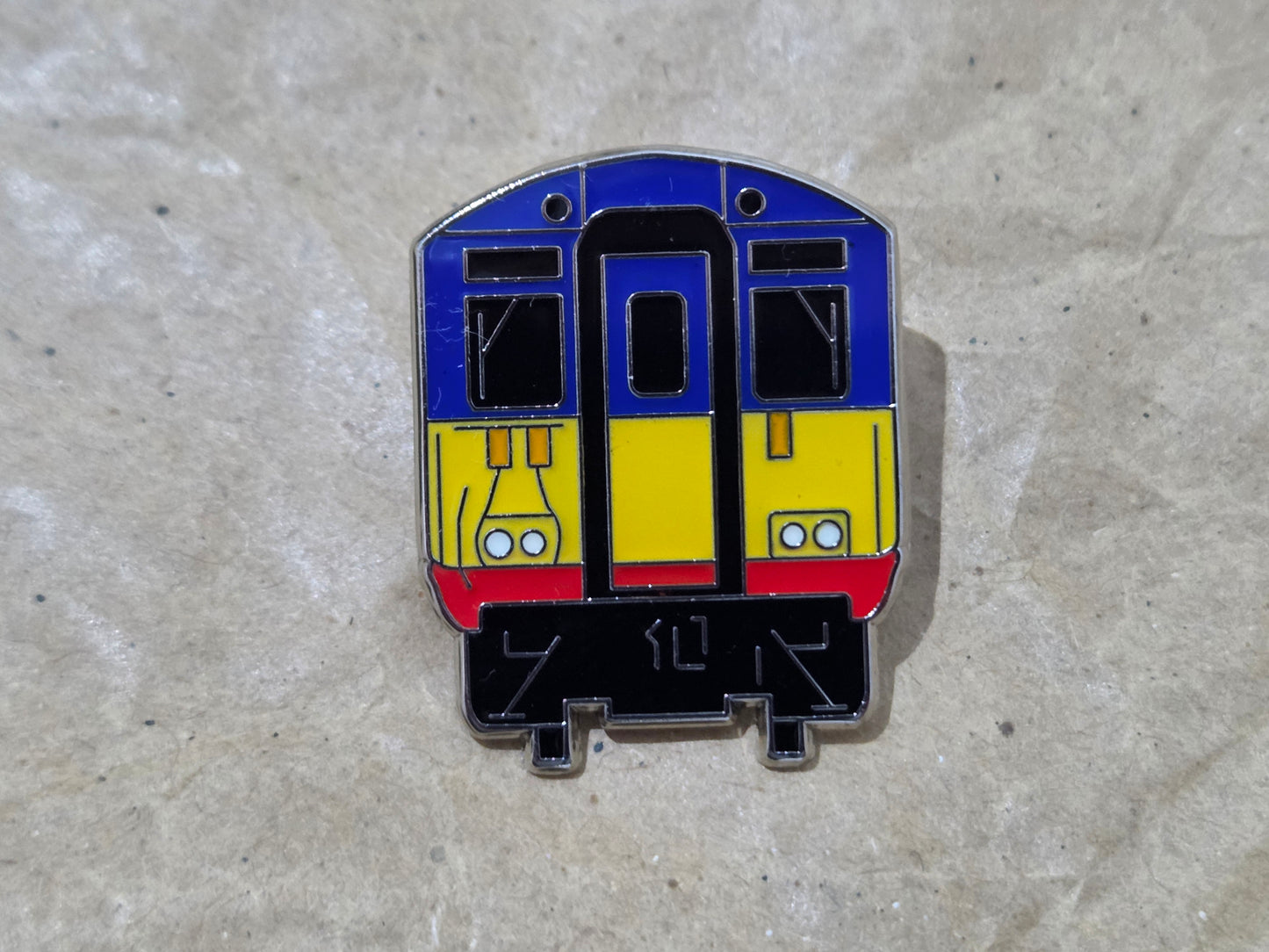 SWR/SWT Class 455 Front View Butterfly Pin Badge